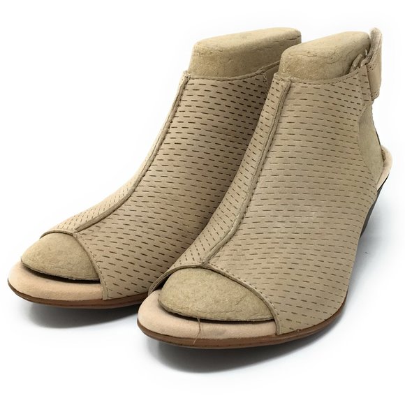 clarks women's valarie james heeled sandal